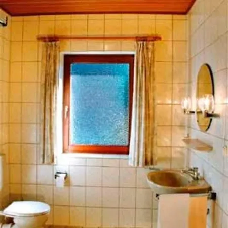 Ferienhof Mau Appartementhaus Rot - #10869 Meeschendorf